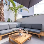 Astonishing Blue Horizon W Heated Pool Villa