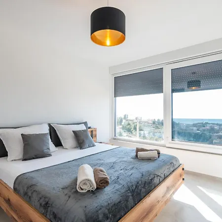 Astonishing Blue Horizon W Heated Pool Villa *